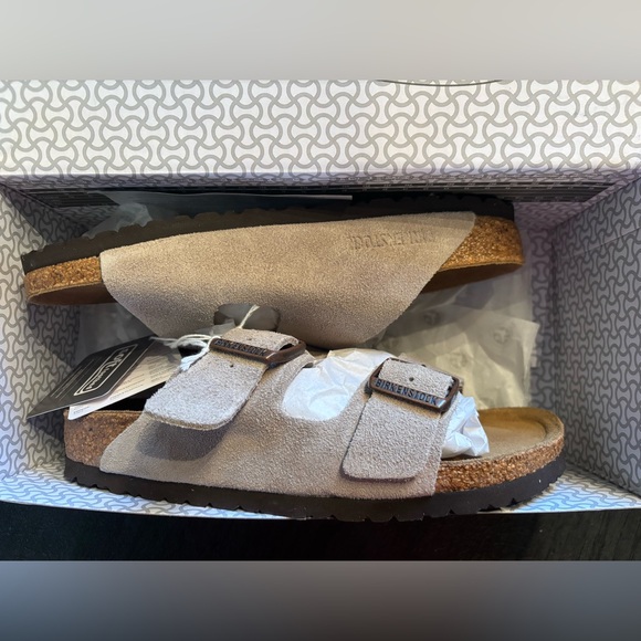 Birkenstock Arizona, suede, soft footbed EU 39 narrow. US 8 narrow.  New - Picture 7 of 7